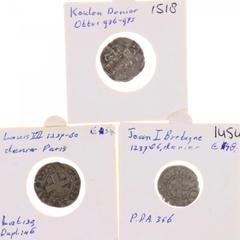 World Coins (boxes) Munten buitenland in doosjes - Frankrijk - Lotje met 3 Middeleeuwse munten: Frankrijk Louis VII (1137-80) AR Denier, Paris (Dupl.146, Ci.182) en Bretagne Jean le Roux (1237-86) AR 