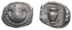 Ancient coinage Illyria and Central Greece - Boeotia - Thebes - AR Stater (ca. 395-387 BC, 11.84 g) - Boeotian shield / Amphora with ivy leaf hanging on left handle, all within incuse square (cf. SNG 