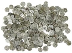 Ancient coins in lots Ancient India - Indo-Scythians - A large and interesting lot with AR/billon drachms: Azilises, c.57-35 BC, King mounted with spear / city deity, (Senior type 56 ); Azes (I&II), c