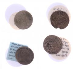World Coins (boxes) Armenia - Arab-Bukharan, al-Mahdi (AH158-169) billon drachm (2.79 g.), debased version known as ghitriffi dirham and struck posthumously for decades; same, AR drachm (2.62 g.), NM,