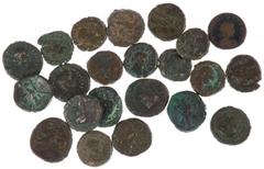 Ancient coins in lots Roman coinage - A lot with 21 Roman Alexandrian Tetradrachms, several emperors and several grades, nice for study and determination - added a Follis of Honorius (worn)