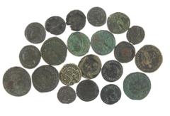 Ancient coins in lots - Roman coinage Ancient coins in lots - Roman coinage - Lot 8x Antoniniani and 13x Follis: Antoniniani 1x Victorinus RIC 67; 2x Tetricus I RIC 80, 90; 1x Tetricus II RIC 270; 2x 