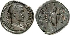 RÖMER RÖMISCHES KAISERREICH. MAXIMINUS I. Thrax 235-238. AE-Sesterz (236) 24,18g. Paludamentbüste m. Lkr. n.r. IMP MAXIMINVS PIVS AVG / P M TR P II COS [II P P] - S - C Kaiser steht mit 3 Signa n.l. R