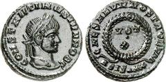 RÖMER RÖMISCHES KAISERREICH. Constantinus II. Caesar 317-337. AE-Follis 18mm (321/324) 2,53g, Siscia, 2. Offizin. Kopf mit Lorbeerkranz n.r. CONSTANTINVS IVN NOB C / CAESARVM NOSTRORVM um Lorbeerkranz