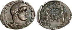 RÖMER RÖMISCHES KAISERREICH. Decentius Caesar, Bruder(?) des Magnentius 351-353. AE-Maiorina 22/23mm (352) 4,29g, Amiens. Büste mit Panzer n.r. D N DECENTIVS NOB CAES / VICTORIAE DD NN AVG ET CAE Zwei