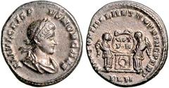 RÖMER RÖMISCHES KAISERREICH. Crispus Caesar 317-326. AE-Follis 18mm (319/320) 2,72g, London. Paludamentbüste m. Lkr. n.r. FL IVL CRISP-VS NOB CAES / VICTORIAE LAETAE PRINC PERP 2 Viktorien halten Vota
