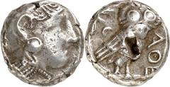 Tetradrachmon (392/350 v.Chr.) 17,29g. Athenakopf n.r. / Im Quadrat: Eule steht n.r.; r. AQE; l. Mondsichel und Ölzweig. Svor. 27/31. von Gradl & Hinterland erworben 1991