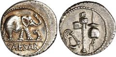 RÖMER IMPERATORISCHE PRÄGUNGEN. CAIUS IULIUS CAESAR 100-44 v. Chr. Denar (49/48 v.Chr.) 3,99g, Feldmünzstätte. Elefant schreitet n.r. und tritt auf Schlange; unten CAESAR / Sakralgerät. Cr. 443/1, BMC