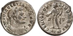 RÖMER RÖMISCHES KAISERREICH. DIOCLETIANUS Iovius 284-305. AE-Follis 27mm (303/305) 8,70g, Trier, 1. Off. Panzerbüste m. Lkr. n.r. IMP DIOCLETIANVS AVG / GENIO POPV-LI ROMANI Genius steht n.l.; im Feld