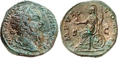 RÖMER RÖMISCHES KAISERREICH. MARCUS AURELIUS, Augustus 161-180. AE-Dupondius (172) 13,48g. Kopf m. Strkr. n.r. M ANTONINVS - AVG TR P XXVI / IMP VI - COS III - S - C Roma thront n.l., hält Viktoria un