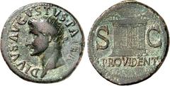 RÖMER RÖMISCHES KAISERREICH. Divus Augustus z.Z. Tiberius 14-37. AE-As (22/23) 10,56g. Büste mit Strahlenkrone n. l. DIVVS AVGV STVS PATER / PROVIDENT Altar, daneben S C. RIC 81, C. 228. . dunkelgrüne