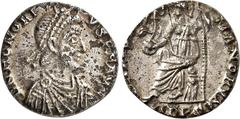 RÖMER RÖMISCHES KAISERREICH. HONORIUS 393-423. Siliqua 0,89g. Büste mit Panzer, Paludamentum und Perlendiadem n.r. D N HONORI-VS P F AVG / VIRTVS RO-MANORVM Roma Victrix sitzt mit Helm, Sceptrum und V