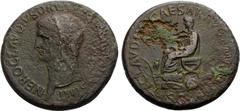 Römische Münzen Kaiserzeit. Nero Claudius Drusus, Vater des Claudius, +9 v.Chr. Sesterz, postum unter Claudius, 41-42. Kopf n.l. Rv. TI CLAVDIVS CAESAR AVG PM TR P IMP/SC Claudius in Toga auf sella cu