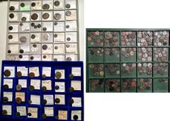 Römische Münzen Lots. SPÄTRÖMER u.a. Lot von ca. 290 Münzen, meist röm. Kleinbronzen des 4. Jhs., vereinzelt auch Republik, Quinar, Augustus, Caligula, Philippus I, Diocletianus, Magnus Maximus (x3), 