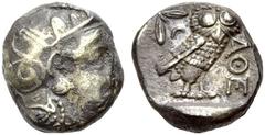 GRIECHISCHE MÜNZEN ATTIKA ATHEN Tetradrachmon, 290-280 v. Chr. Athenakopf im attischen Helm n.r., auf dem Kessel Ranke und drei Olivenblätter. Rv. AΘE Eule n.r. stehend, Kopf frontal, dahinter Mondsic