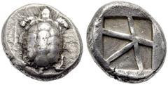 GRIECHISCHE MÜNZEN. AIGINA. Stater, 445-430 v. Chr. Schildkröte. Rv. Fünfteiliges Inkusum. 12,28 g. Hoover, HGC 6,107,437, Meadows Gp. IIIb. SNG Delepierre 1535 vgl. Getönt. Gutes sehr schön