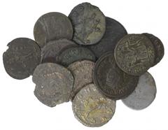 Romanas - República/Império - Lote (13 Moedas) Lote (13 Moedas) - República, Pré-Reforma (217-211 a.C.): Uncia, RCV 616 (215-211 a.C.), 7,00g; República, P. Licinius Nerva (113/112 a.C.): Quadrante, R