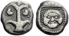 Greek Coins Cyrene Didrachm circa 525-480, AR 8.03 g. Silphium plant with four leaves and two fruits. Rev. Gorgoneion facing in dotted frame within shallow incuse square. BMC –, cf. 10 (tetradrachm). 