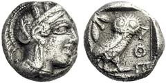 GRIECHISCHE MÜNZEN ATTIKA ATHEN Drachme, 430 - 410. Athenakopf im attischen Helm, der mit einer Lotusblüte und drei Olivenblättern verziert ist. Rs: AQE. Eule nach rechts stehend, im Feld links Oliven