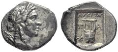 GRIECHISCHE MÜNZEN LYKIEN LYKISCHE LIGA PATARA Drachme, 167 - 100. Kopf des Apoll mit Bogen und Köcher über der Schulter nach rechts. Rs: LYKIΩN, Kithara zwischen Π - A, im linken unteren Feld Stern, 