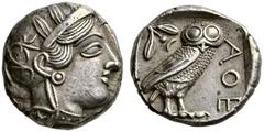GRIECHISCHE MÜNZEN ATTIKA ATHEN Tetradrachme, vor 421 v. Chr. Kopf der Athena im attischen Helm mit Lorbeerkranz nach rechts. Rs: AQE. Eule steht nach rechts, Kopf frontal, im linken Feld Olivenzweig,