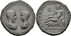 MÜNZEN MIT FLUSSGÖTTER-DARSTELLUNGEN Macrinus u. Diadumenianus, 217-218. Pentassarion (Æ 28), unter dem Statthalter Pontianus. ΑΥ Κ ΟΠΕ CEV MAKPEINOC M ΟΠΕΛ ΑΝΤΩΝΕΙΝΟC ΚΑΙ. Drapierte Panzerbüste des M