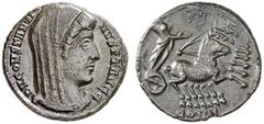 RÖMISCHE KAISERZEIT Consecratio-Prägungen für den Divus Constantinus Nummus, Constantinopel, 337/40. DV CONSTANTI–NVS PT AVGG. Drap. und verschleierte Büste rechts. Rv/ Constantinus in Quadriga n. rec