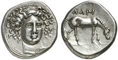 GRIECHISCHE MÜNZEN THESSALIEN Larissa . Drachme, ca. 400-380. Kopf der Nymphe Larissa mit Stirnband von vorn, leicht n. rechts gewandt. Rv/ LAPI. Grasendes Pferd über Bodenlinie n. rechts stehend. Lor