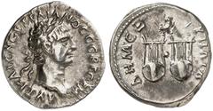 RÖMISCHE MÜNZEN RÖMISCHE KAISERZEIT. TRAIANUS, 98-117. Drachme, 98/9, unbest. Münzstätte in Lykien. AYT KAIC NEP TPAIANOC CEB ΓEPM. Kopf mit Lorbeerkranz rechts. Rv/ ΔHM EΞ – ΠYAT B. Zwei dreisaitige 