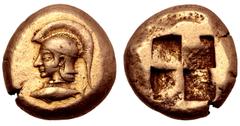 Greek Mysia, Kyzikos EL Stater. Circa 550-500 BC. Head of Athena left, wearing crested Attic helmet, base of crest decorated with zig-zag and pellet pattern; tunny fish to left below / Quadripartite i