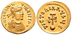 Byzantine Constans II AV Semissis. Constantinople, AD 641-666. ∂ N CONSTANTINЧS P P AV, diademed, draped and cuirassed bust right / VICTORIA AVςЧ S, cross potent set on globe. DOC 44; MIB 50; Sear 983