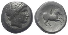Greek Königreich Makedonien. Philippos II. (359 - 336 v. Chr.). Bronze. Ca. 359 - 336 v. Chr. Ungesicherte makedonische Münzstätte. Vs: Kopf des Apollon mit Tainia rechts, dahinter A. Rs: Jugendlicher
