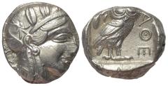 Greek Attika. Athen. Tetradrachme (Silber). Ca. 454 - 404 v. Chr. Vs: Kopf der Athena mit ölzweiggeschmücktem attischem Helm, Ohranhänger und Halskette rechts. Rs: Eule nach rechts stehend, Kopf en fa