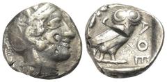 Greek Attika. Athen. Tetradrachme (Silber). Ca. 454 - 404 v. Chr. Vs: Kopf der Athena mit ölzweiggeschmücktem attischem Helm, Ohranhänger und Halskette rechts. Rs: Eule nach rechts stehend, Kopf en fa