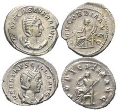 Lots - Ancient Coins Römische Münzen - Lots. Kaiserzeit. Lot (2 Stück, Silber): Antoniniane der Otacilia Severa (Kaiserin 244 - 249 n. Chr.) und Herennia Etruscilla (Kaiserin 249 - 251 n. Chr.). Ein S