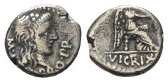 Roman Republican M. Porcius Cato. Quinar (Silber). 47 - 46 v. Chr. Münzstätte in Nordafrika. Vs: M. CATO. PRO. PR. Kopf des Liber mit Efeukranz rechts. Rs: VICTRIX. Victoria sitzt nach rechts, mit der