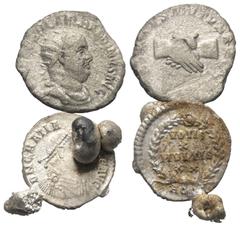 Lots - Ancient Coins Römische Münzen - Lots. Kaiserzeit. Lot (2 Stück, Silber): Antoninian des Balbinus (238 n. Chr.) und Siliqua des Gratianus (367 - 383 n. Chr.). Siliqua ist aus einer Feuerschicht 