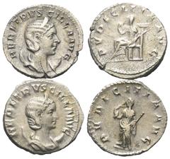 Lots - Ancient Coins Römische Münzen - Lots. Kaiserzeit. Lot (2 Stück, Silber): Antoniniane der Herennia Etruscilla (Kaiserin 249 - 251 n. Chr.). Sehr schön. Verkauft wie besehen, keine Rückgabe / Sol