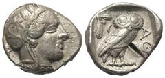 Greek Attika. Athen. Tetradrachme (Silber). Ca. 454 - 404 v. Chr. Vs: Kopf der Athena mit ölzweiggeschmücktem attischem Helm, Ohranhänger und Halskette rechts. Rs: Eule nach rechts stehend, Kopf en fa