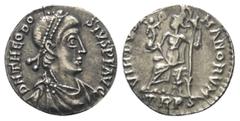 Roman Imperial Coinage Theodosius I. (379 - 395 n. Chr.). Siliqua (Silber). 379 - 395 n. Chr. Trier. Vs: D N THEODO - SIVS P F AVG. Büste mit Perldiadem, Paludament und Panzer rechts. Rs: VIRTVS RO - 