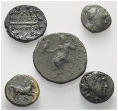 Lots - Ancient Coins Griechische Münzen - Lots. Philippos II. / Alexander III. / Antigonos II. / Philippos V. (Königreich Makedonien). Lot (5 Stück, davon 1x Silber): Bronze, Tetradrachme; ca. 4. - 2.