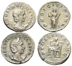 Lots - Ancient Coins Römische Münzen - Lots. Kaiserzeit. Lot (2 Stück, Silber): Antoniniane der Herennia Etruscilla (Kaiserin 249 - 251 n. Chr.). Sehr schön. Verkauft wie besehen, keine Rückgabe / Sol