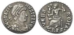 Roman Imperial Coinage Gratianus (367 - 383 n. Chr.). Siliqua (Silber). 367 - 375 n. Chr. Trier. Vs: D N GRATIANVS P F AVG. Büste mit Perldiadem, Paludament und Panzer rechts. Rs: VRBS ROMA / TRPS. Ro