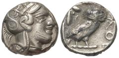 Greek Attika. Athen. Tetradrachme (Silber). Ca. 400 - 353 v. Chr. Vs: Kopf der Athena mit ölzweiggeschmücktem attischem Helm, Ohranhänger und Halskette rechts. Rs: Eule nach rechts stehend, Kopf en fa