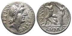 Roman Republican C. Poblicius Malleolus mit A. Postumius Albinus und L. Caecilius Metellus. Denar (Silber). 96 v. Chr. Rom. Vs: A ALB S F L METEL. Kopf des Apollo mit Lorbeerkranz rechts, darunter Hal