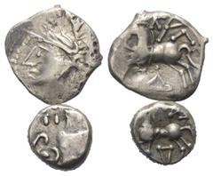 Lots - Antike Keltische Münzen - Lots. Gallien. Lot (2 Stück, Silber): Quinar; 1. Jhdt. v. Chr. Fast sehr schön - sehr schön. Verkauft wie besehen, keine Rückgabe / Sold as viewed, no return.