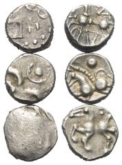 Lots - Antike Keltische Münzen - Lots. Gallien / Süddeutschland. Lot (3 Stück, Silber): Quinar; 1. Jhdt. v. Chr. Fast sehr schön - sehr schön. Verkauft wie besehen, keine Rückgabe / Sold as viewed, no