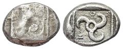Greek Dynasten von Lykien. Kuprilli (ca. 470 - 435 v. Chr.). 1/3 Stater (Tetrobol, Silber). Vs: Löwe mit Flügeln nach links zum Sprung ansetzend. Rs: Triskeles in vertieftem Linienquadrat. 13 mm. 2,53