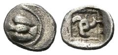 Greek Dynasten von Lykien. Kuprilli (ca. 470 - 435 v. Chr.). 1/24 Stater (Hemiobol, Silber). Vs: Adler nach links fliegend. Rs: Triskeles in vertieftem Perlquadrat. 8 mm. 0,39 g. Falghera - (vgl. 126,