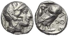 Greek Attika. Athen. Gegengestempelte Prägungen. Tetradrachme (Silber). Ca. 454 - 404 v. Chr. Vs: Kopf der Athena mit ölzweiggeschmücktem attischem Helm, Ohranhänger und Halskette rechts. Rs: Eule nac